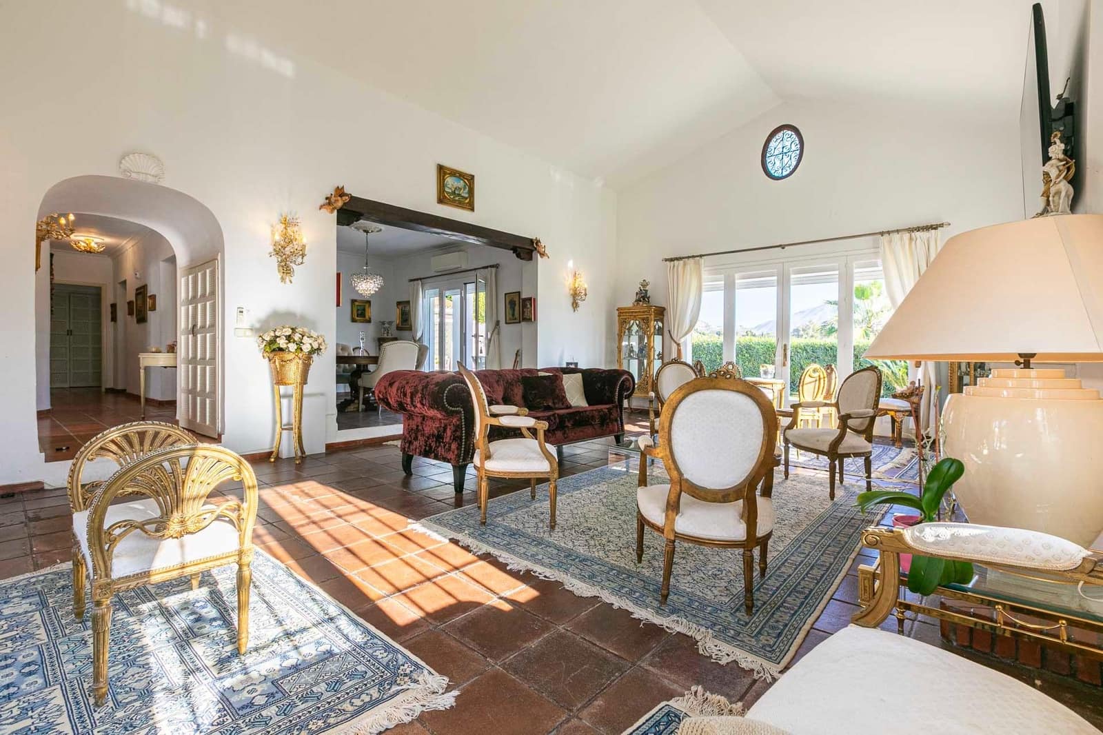 4 Zimmer Villa zu verkaufen in La Quinta mit Pool Garage - 1.395.000 € (Ref: 10180640)