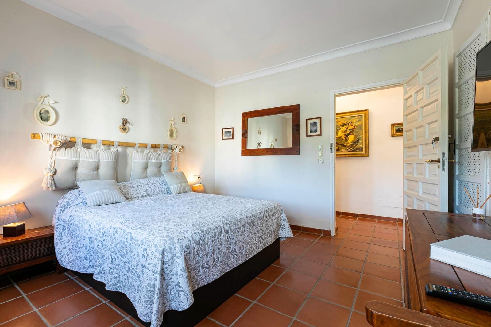 4 Zimmer Villa zu verkaufen in La Quinta mit Pool Garage - 1.395.000 € (Ref: 10180640)