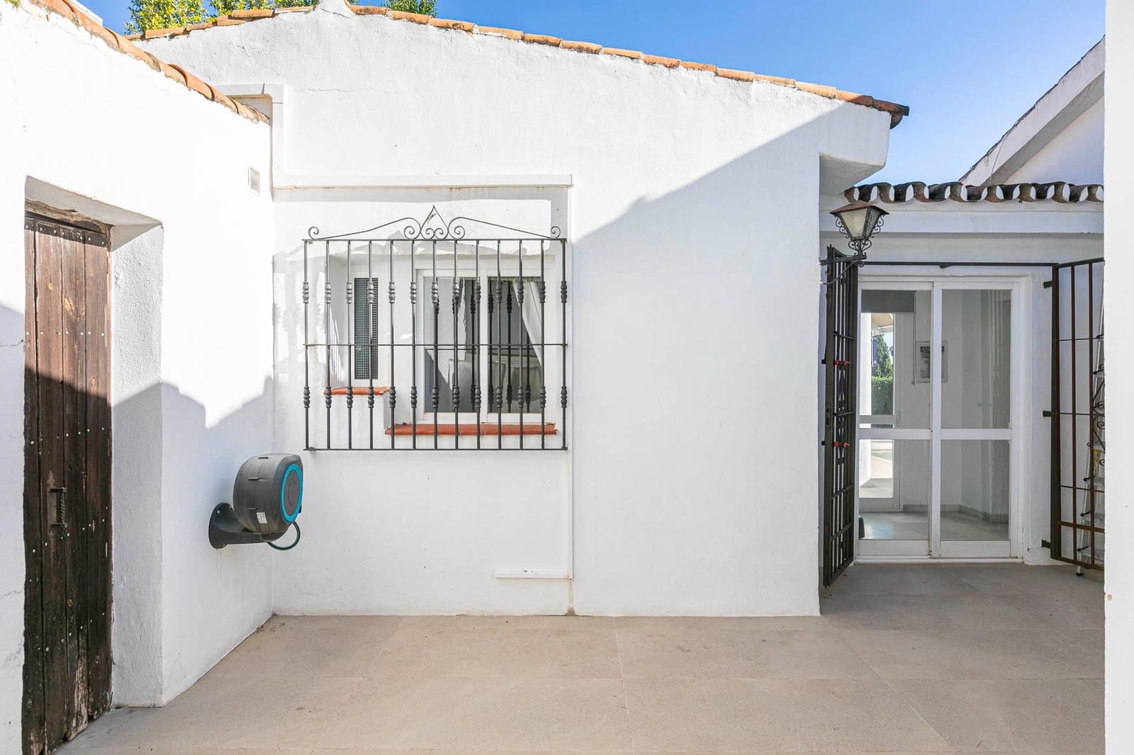 4 Zimmer Villa zu verkaufen in La Quinta mit Pool Garage - 1.395.000 € (Ref: 10180640)
