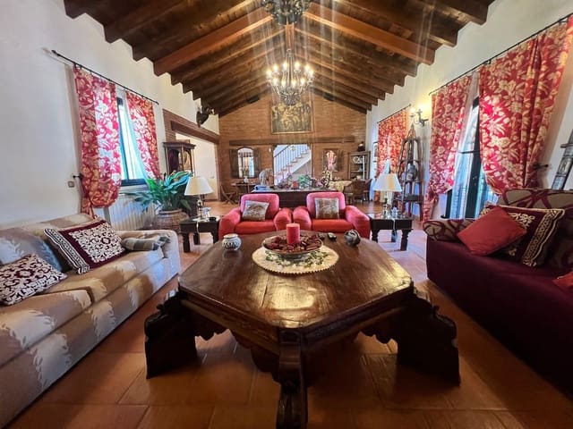 4 sovrum Finca/Hus på landet till salu i Villanueva del Rosario med pool - 890 000 € (Ref: 9014959)