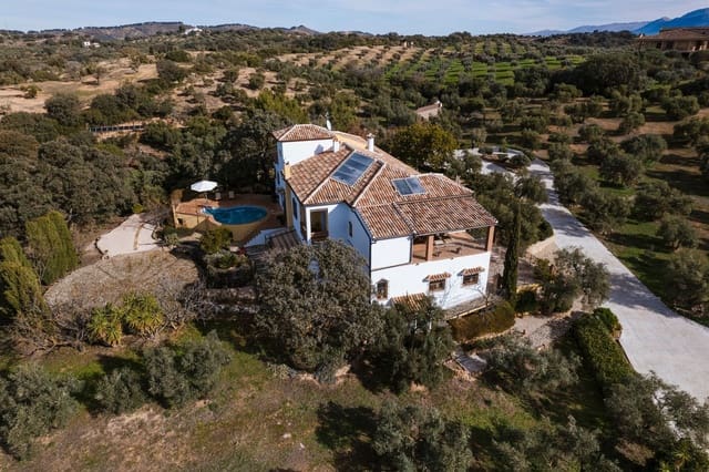 5 soverom Finca/Herregård til salgs i Villanueva del Rosario med svømmebasseng - € 1 390 000 (Ref: 9014961)