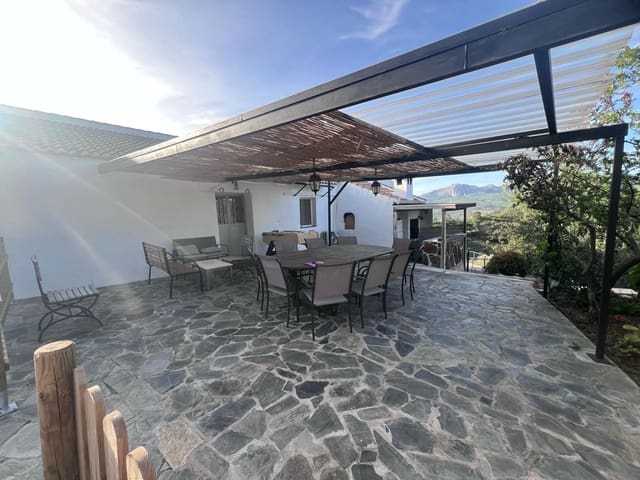 5 sovrum Finca/Hus på landet till salu i Casabermeja med pool - 395 000 € (Ref: 9014970)