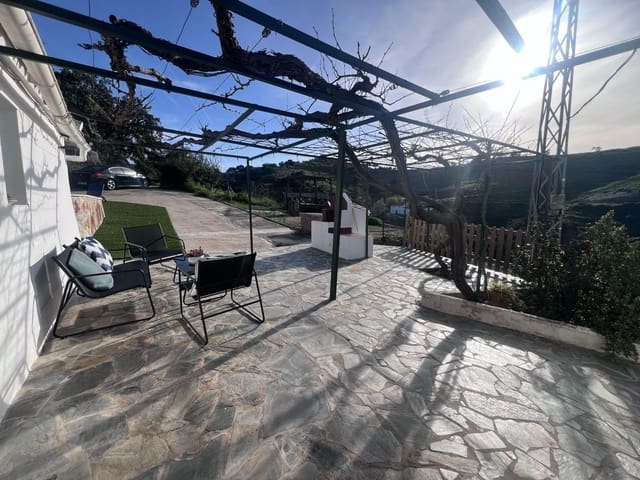 5 sovrum Finca/Hus på landet till salu i Casabermeja med pool - 395 000 € (Ref: 9014970)