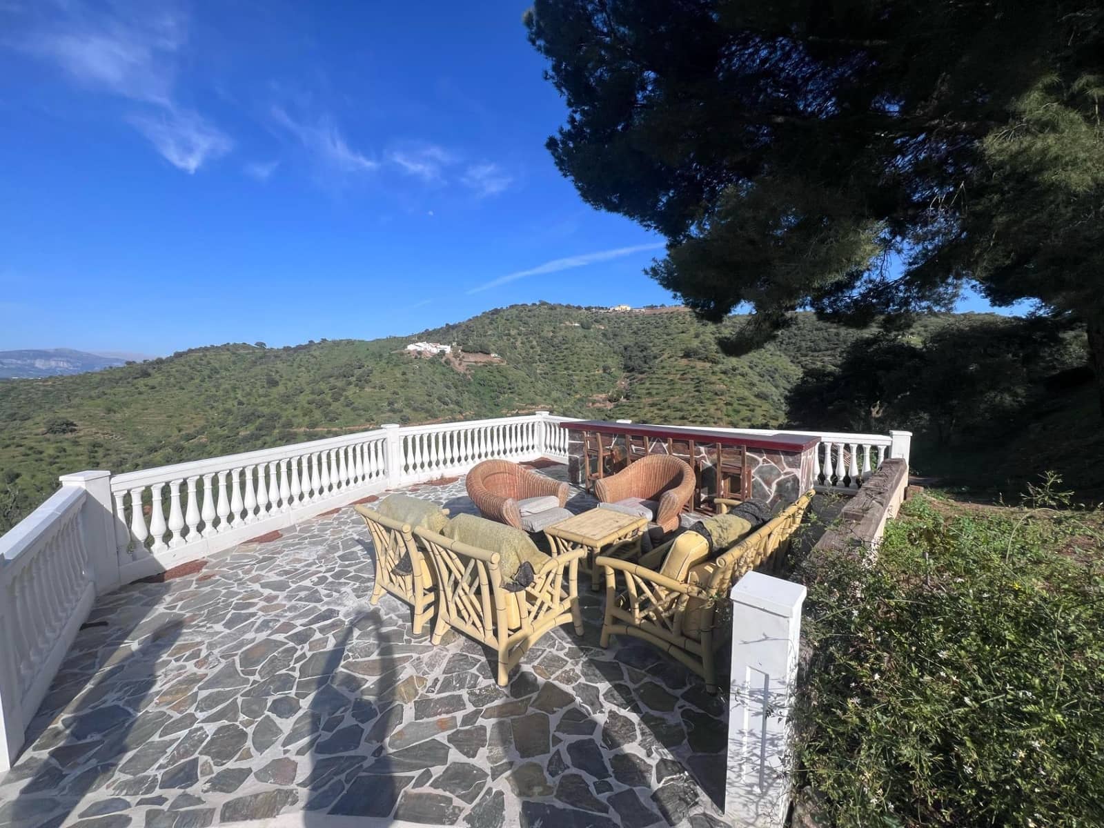 5 sovrum Finca/Hus på landet till salu i Casabermeja med pool - 395 000 € (Ref: 9014970)