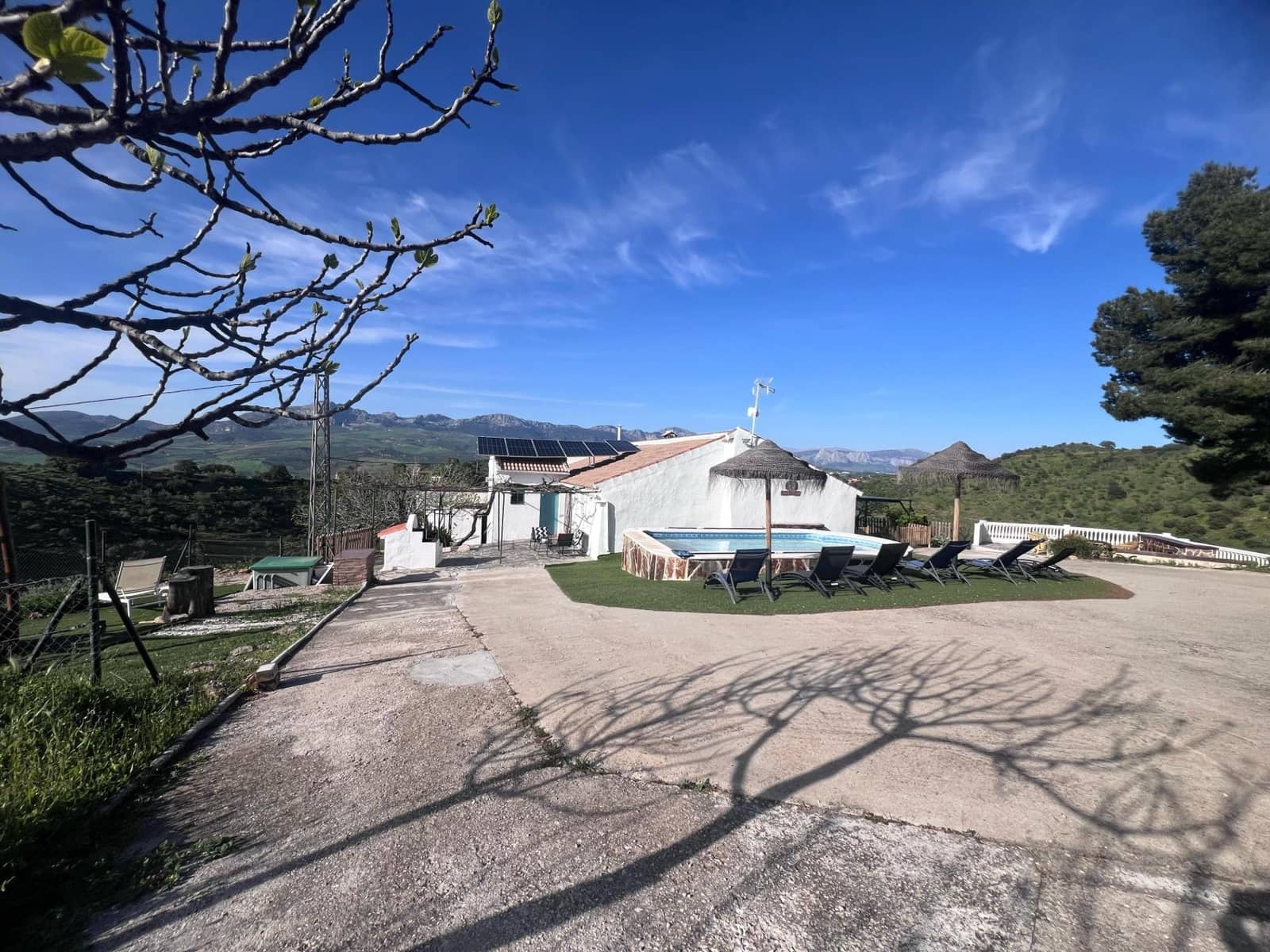 5 sovrum Finca/Hus på landet till salu i Casabermeja med pool - 395 000 € (Ref: 9014970)