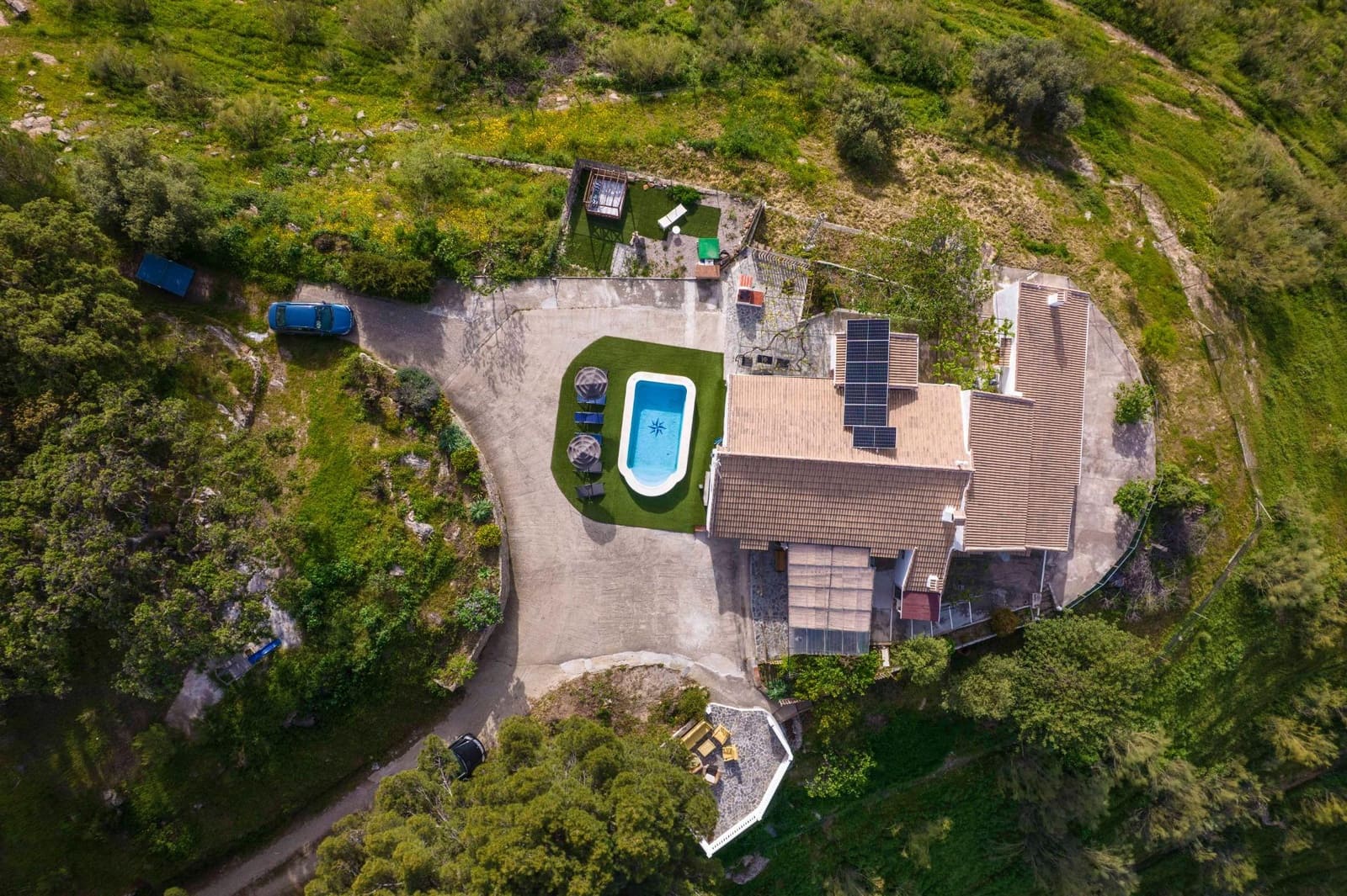 5 sovrum Finca/Hus på landet till salu i Casabermeja med pool - 395 000 € (Ref: 9014970)