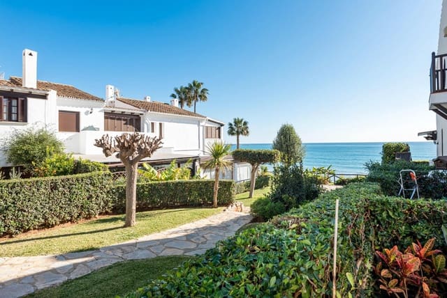 2 soveværelse Rækkehus til salg i Estepona med swimmingpool - € 495.000 (Ref: 9110257)