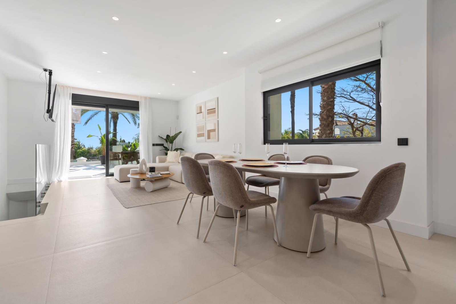 4 soveværelse Lejlighed til salg i New Golden Mile med swimmingpool garage - € 799.000 (Ref: 9032202)