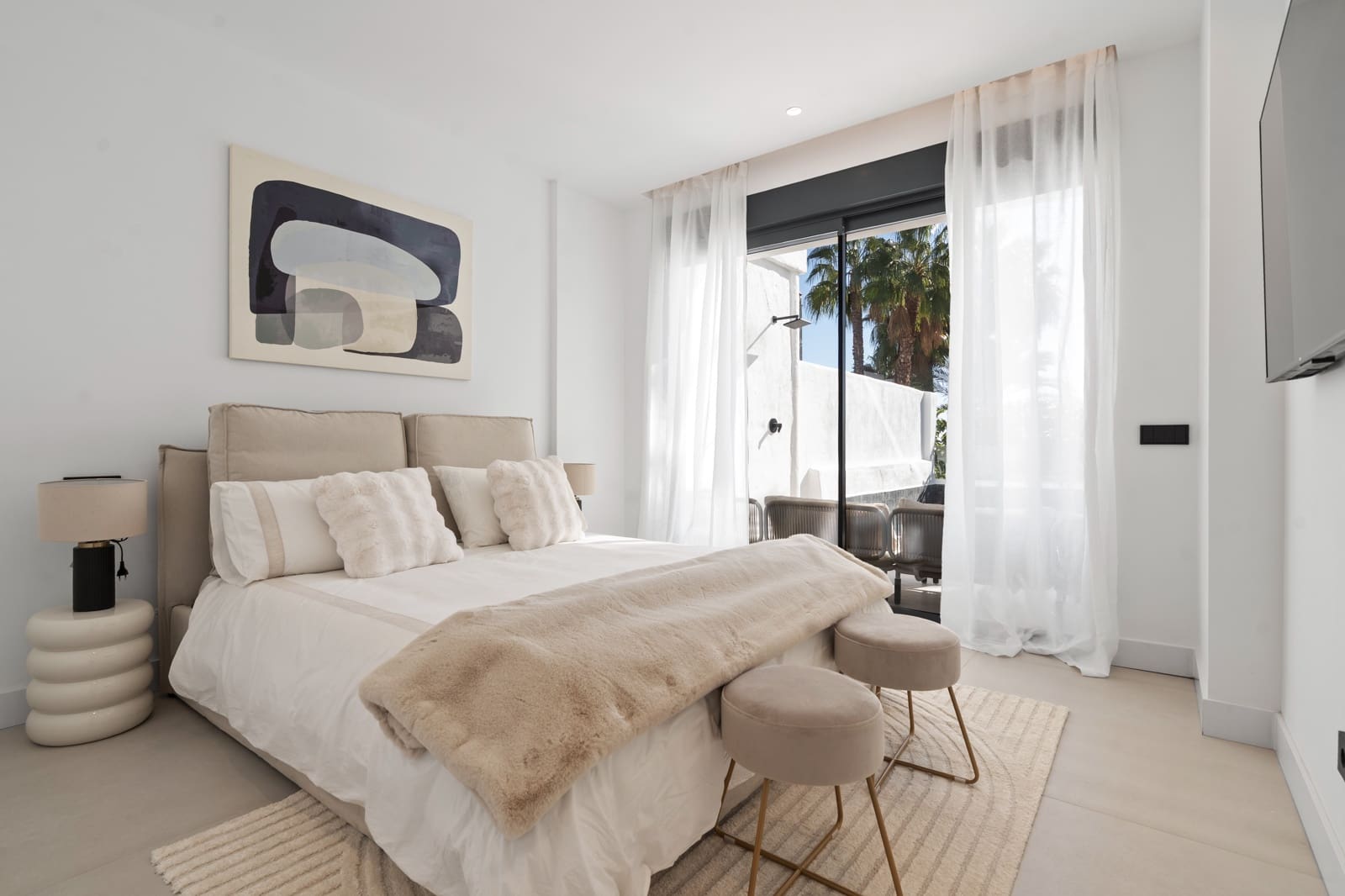 4 soveværelse Lejlighed til salg i New Golden Mile med swimmingpool garage - € 799.000 (Ref: 9032202)