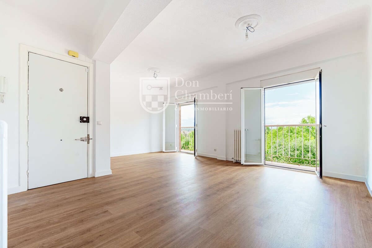 3 sypialnia Mieszkanie do wynajęcia w Miasto Madryt - 2 000 € (Ref: 10031393)