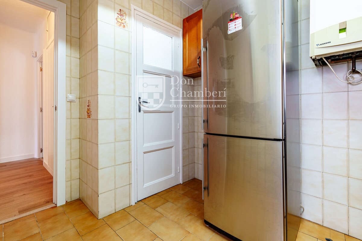 3 sypialnia Mieszkanie do wynajęcia w Miasto Madryt - 2 000 € (Ref: 10031393)