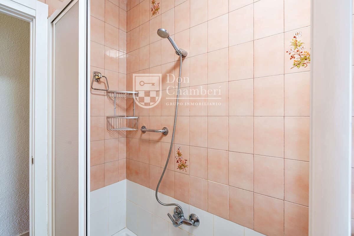 3 sypialnia Mieszkanie do wynajęcia w Miasto Madryt - 2 000 € (Ref: 10031393)