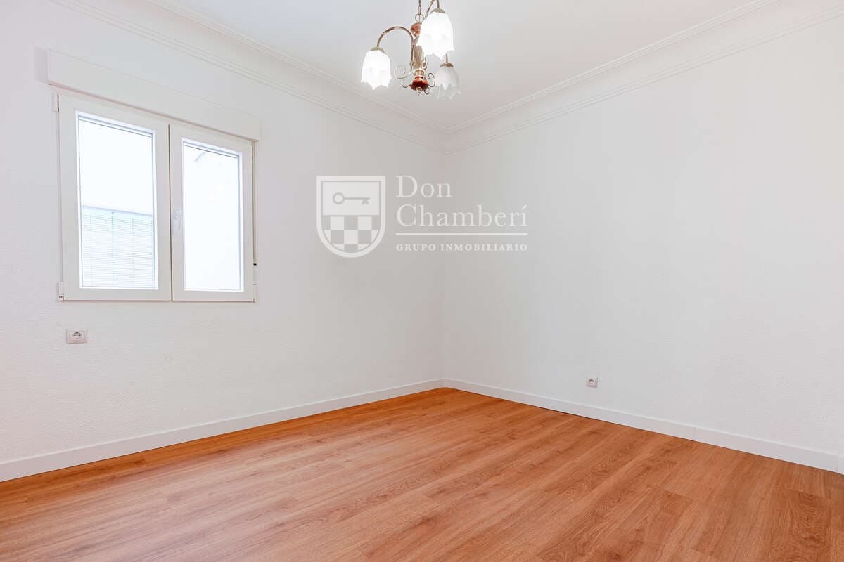 3 sypialnia Mieszkanie do wynajęcia w Miasto Madryt - 2 000 € (Ref: 10031393)