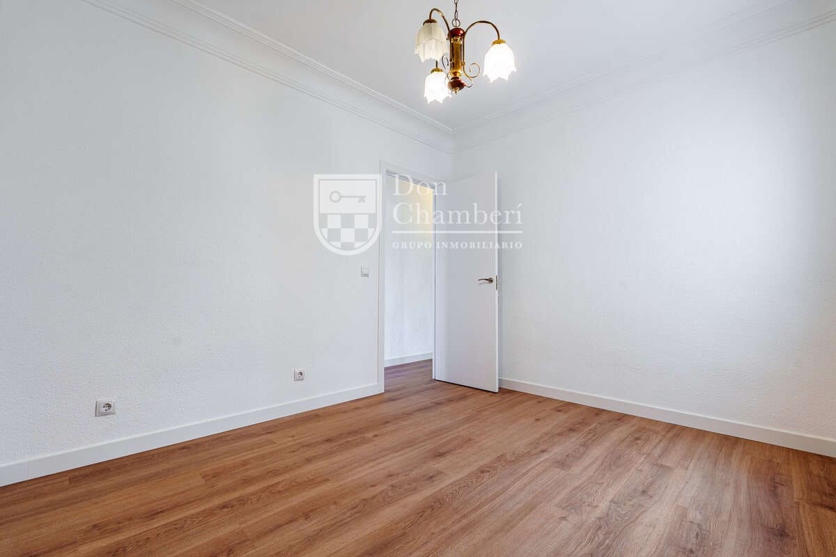 3 sypialnia Mieszkanie do wynajęcia w Miasto Madryt - 2 000 € (Ref: 10031393)