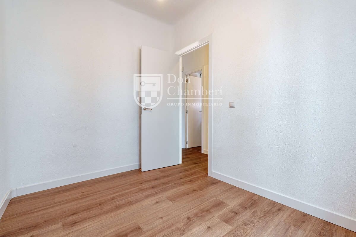 3 sypialnia Mieszkanie do wynajęcia w Miasto Madryt - 2 000 € (Ref: 10031393)