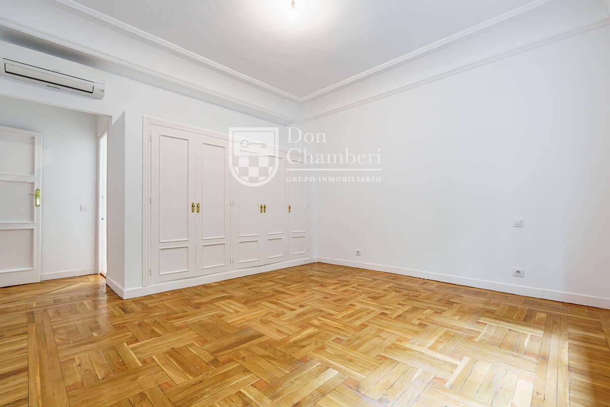 3 Zimmer Wohnung zu vermieten in Madrid Stadt - 2.850 € (Ref: 10040283)