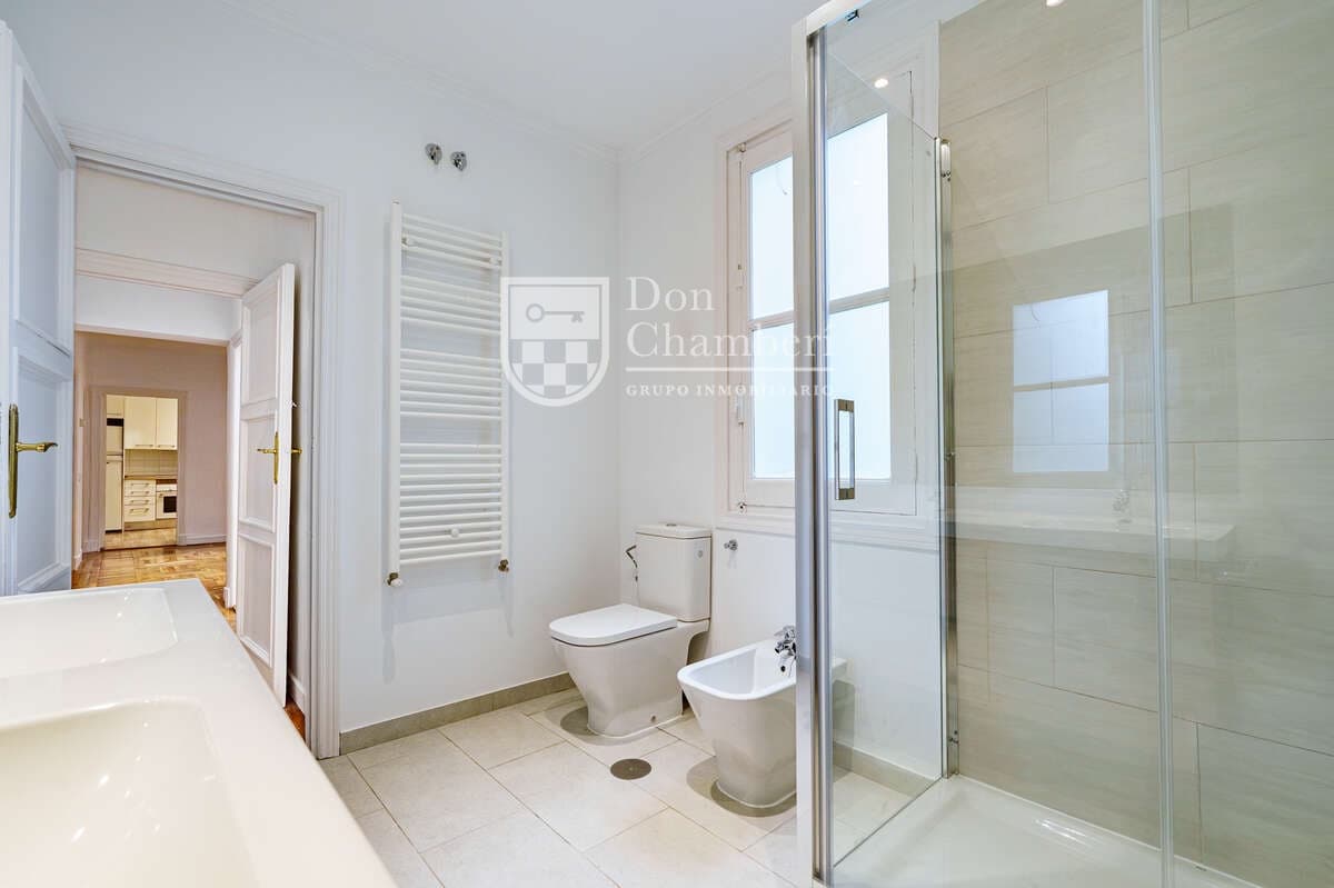 3 Zimmer Wohnung zu vermieten in Madrid Stadt - 2.850 € (Ref: 10040283)