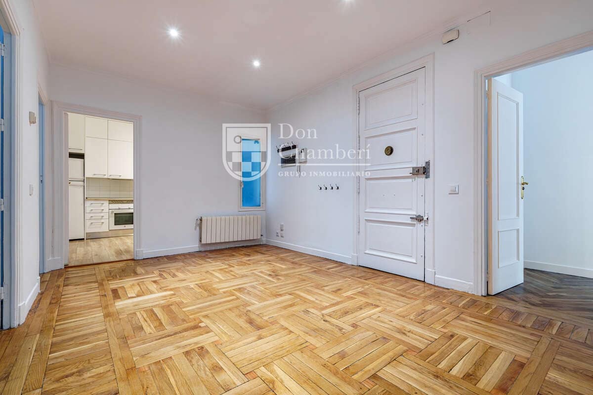 3 Zimmer Wohnung zu vermieten in Madrid Stadt - 2.850 € (Ref: 10040283)