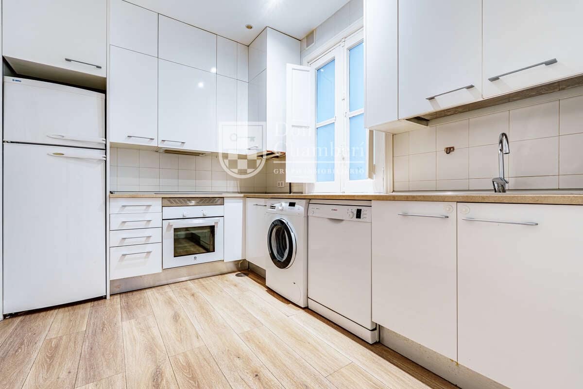 3 Zimmer Wohnung zu vermieten in Madrid Stadt - 2.850 € (Ref: 10040283)