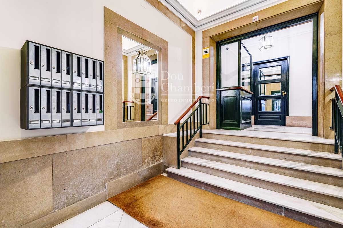3 Zimmer Wohnung zu vermieten in Madrid Stadt - 2.850 € (Ref: 10040283)