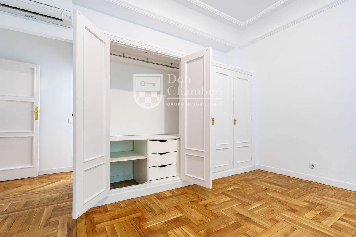 3 Zimmer Wohnung zu vermieten in Madrid Stadt - 2.850 € (Ref: 10040283)