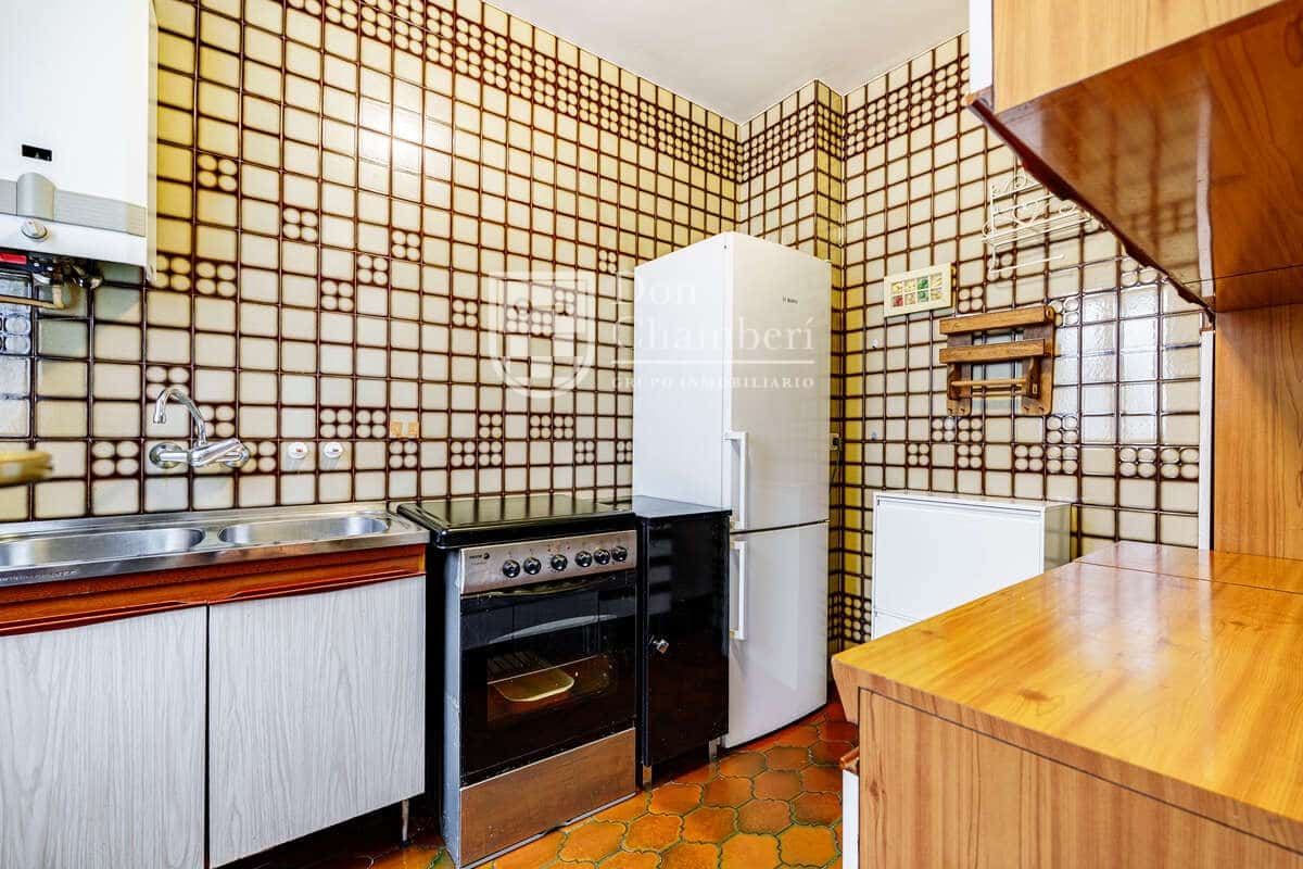 Piso de 3 habitaciones en Madrid ciudad en venta - 900.000 € (Ref: 10040285)