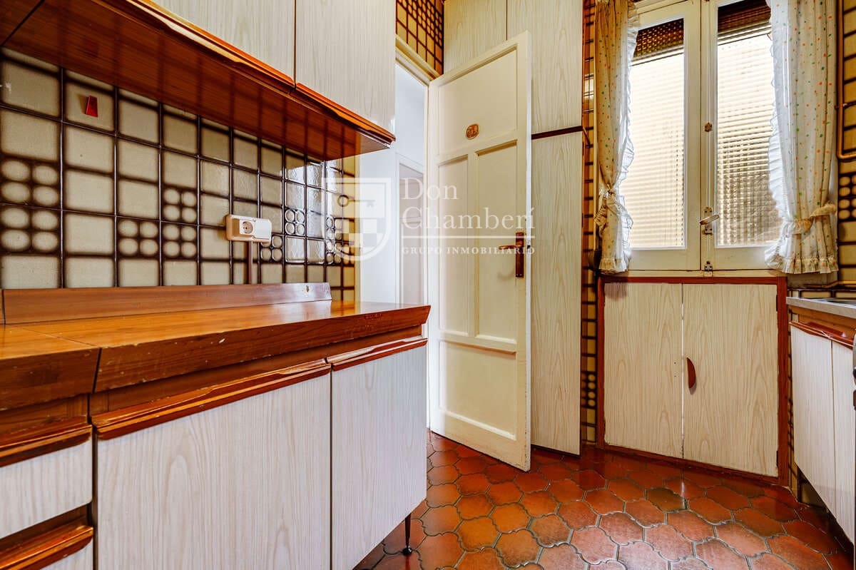 Piso de 3 habitaciones en Madrid ciudad en venta - 900.000 € (Ref: 10040285)