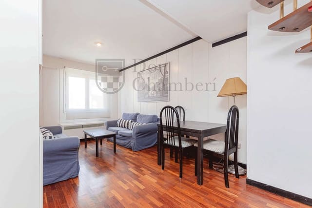 Pareado de 2 habitaciones en Chamberí, Madrid ciudad en alquiler - 1.900 € (Ref: 10040286)