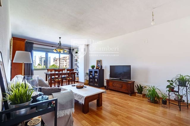 3 quarto Apartamento para venda em Valverde, Madrid cidade com piscina garagem - 735 000 € (Ref: 10044238)