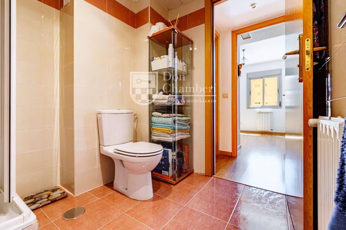 3 sypialnia Mieszkanie na sprzedaż w Miasto Madryt z basenem garażem - 735 000 € (Ref: 10044238)
