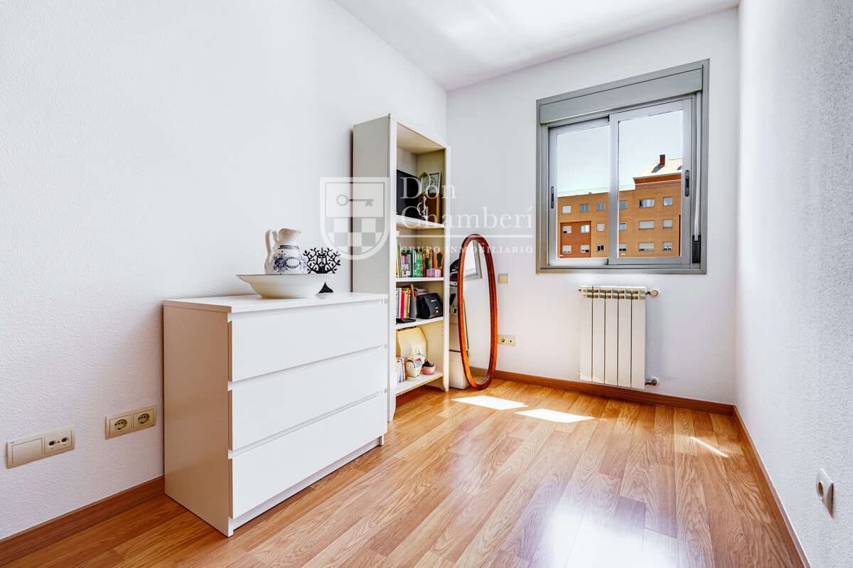 3 sypialnia Mieszkanie na sprzedaż w Miasto Madryt z basenem garażem - 735 000 € (Ref: 10044238)