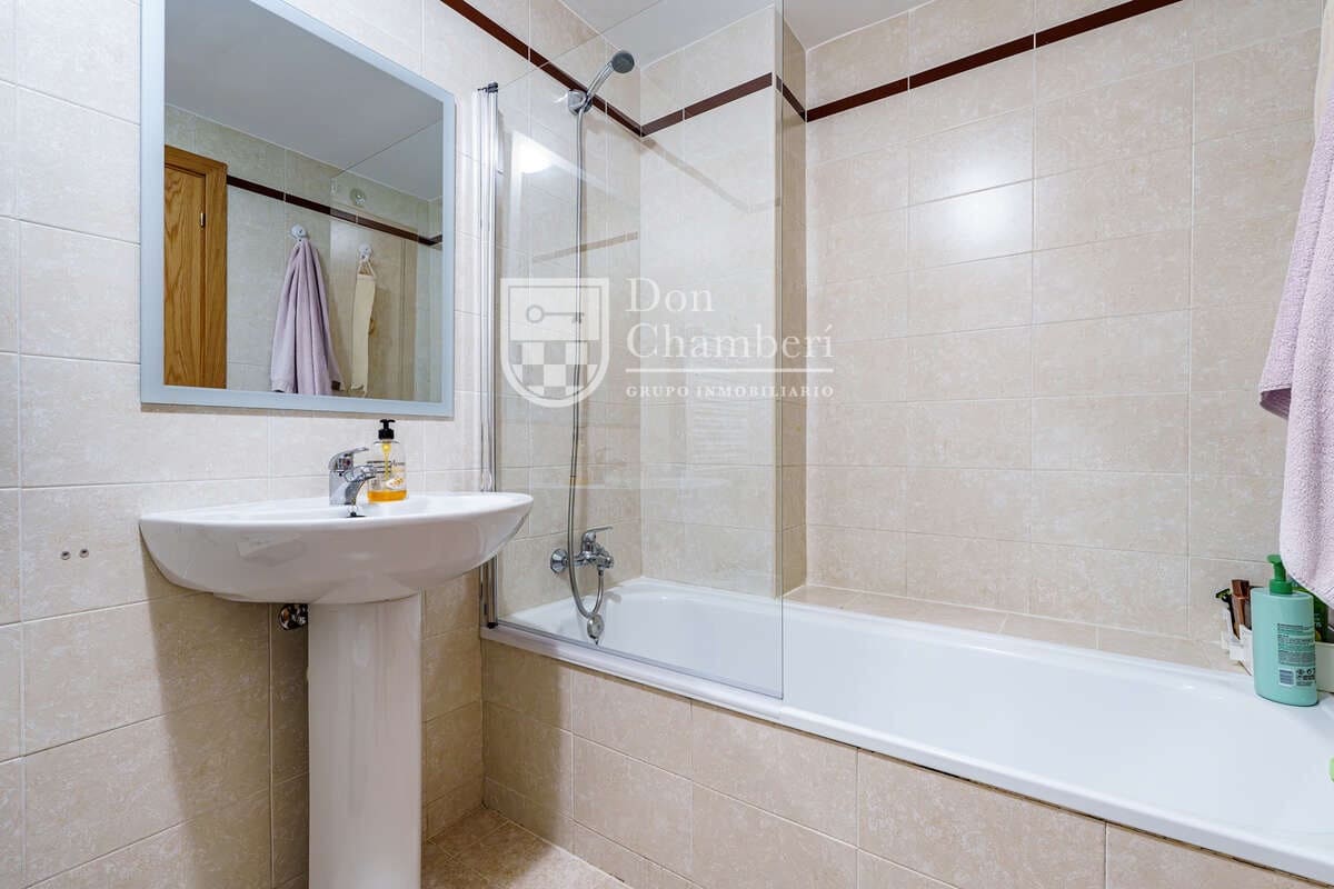 3 sypialnia Mieszkanie na sprzedaż w Miasto Madryt z basenem garażem - 735 000 € (Ref: 10044238)
