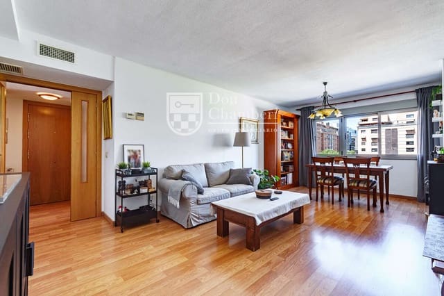 3 quarto Apartamento para venda em Valverde, Madrid cidade com piscina garagem - 735 000 € (Ref: 10044238)
