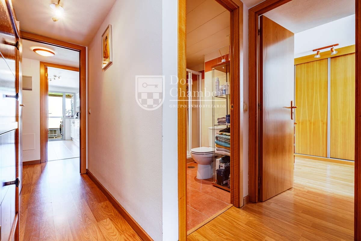 3 bedroom Flat for sale in Madrid city with pool garage - € 735,000 (Ref: 10044238)