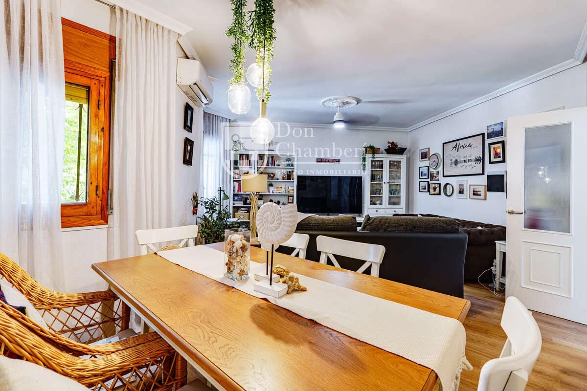 6 bedroom Villa for sale in Aranjuez with garage - € 595,000 (Ref: 10044239)