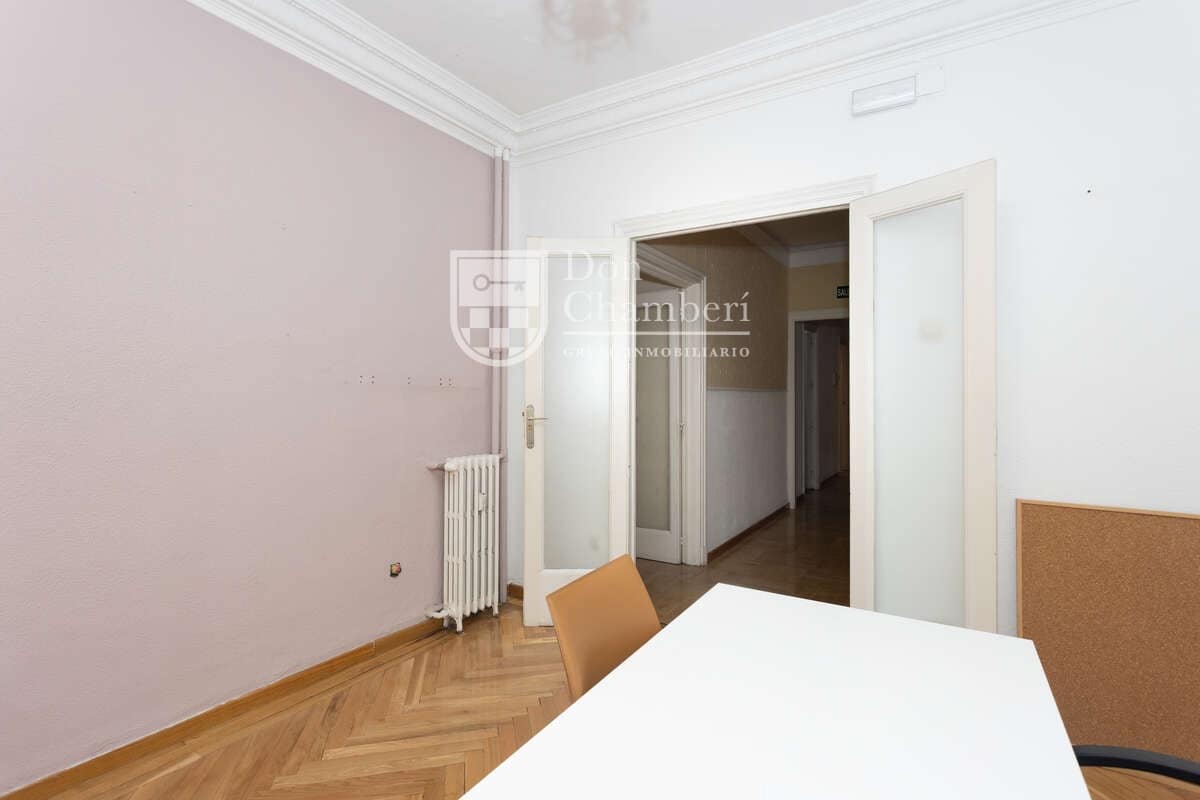 6 bedroom Flat for sale in Madrid city - € 1,790,000 (Ref: 10074855)