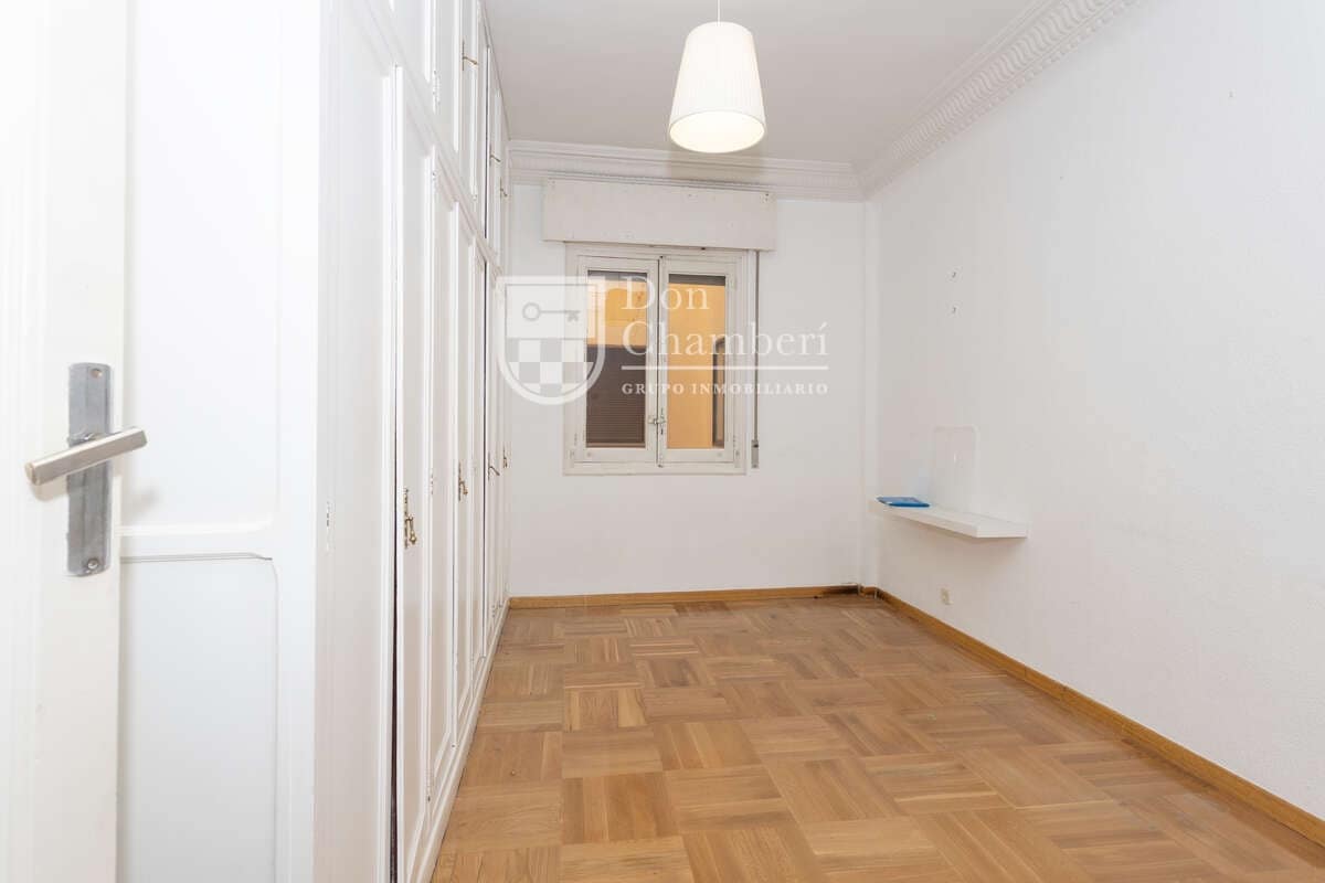 6 bedroom Flat for sale in Madrid city - € 1,790,000 (Ref: 10074855)
