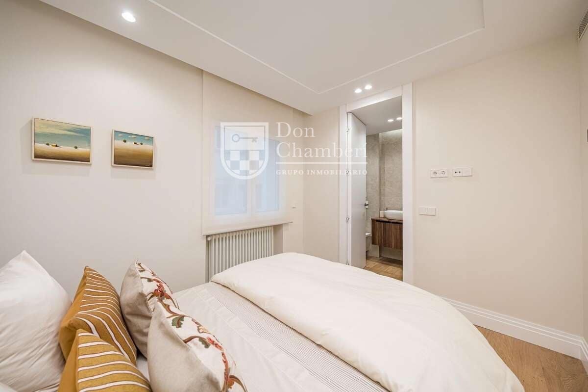 Piso de 3 habitaciones en Madrid ciudad en venta con garaje - 4.120.000 € (Ref: 10097471)