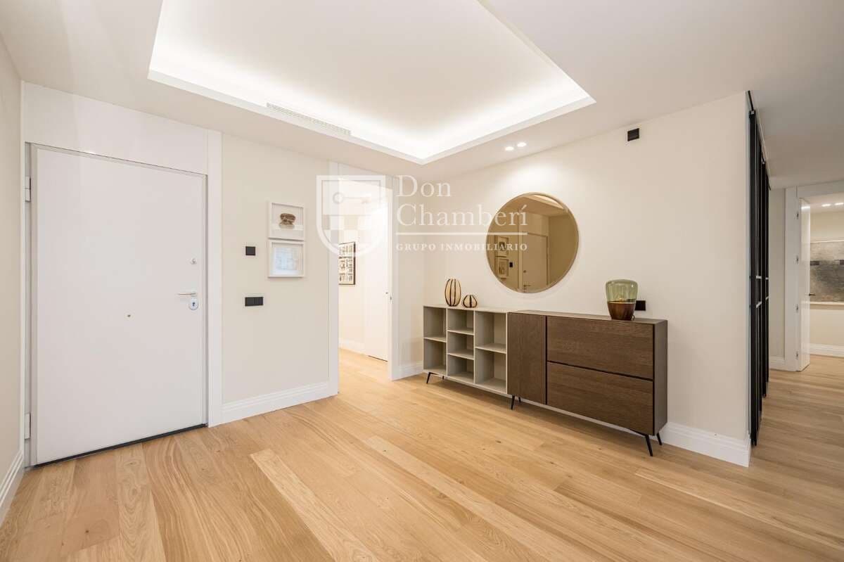 Piso de 3 habitaciones en Madrid ciudad en venta con garaje - 4.120.000 € (Ref: 10097471)