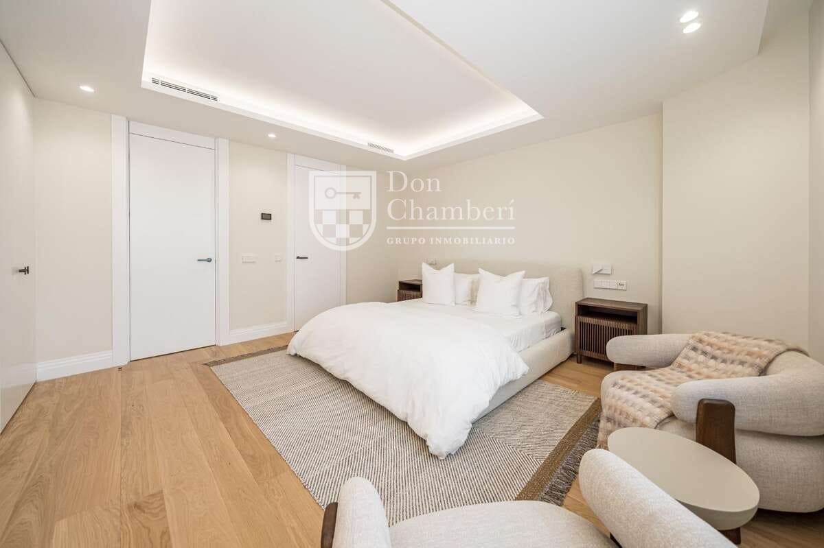 Piso de 3 habitaciones en Madrid ciudad en venta con garaje - 4.120.000 € (Ref: 10097471)