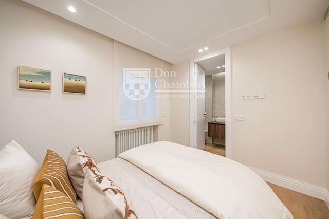 Piso de 3 habitaciones en Chamberí, Madrid ciudad en venta con garaje - 4.120.000 € (Ref: 10097471)