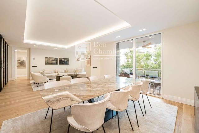 Piso de 3 habitaciones en Chamberí, Madrid ciudad en venta con garaje - 4.120.000 € (Ref: 10097471)