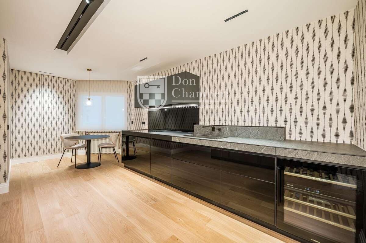 Piso de 3 habitaciones en Madrid ciudad en venta con garaje - 4.120.000 € (Ref: 10097471)