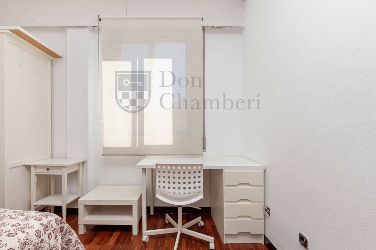 2 sypialnia Dom blizniak do wynajęcia w Miasto Madryt - 1 900 € (Ref: 10101344)