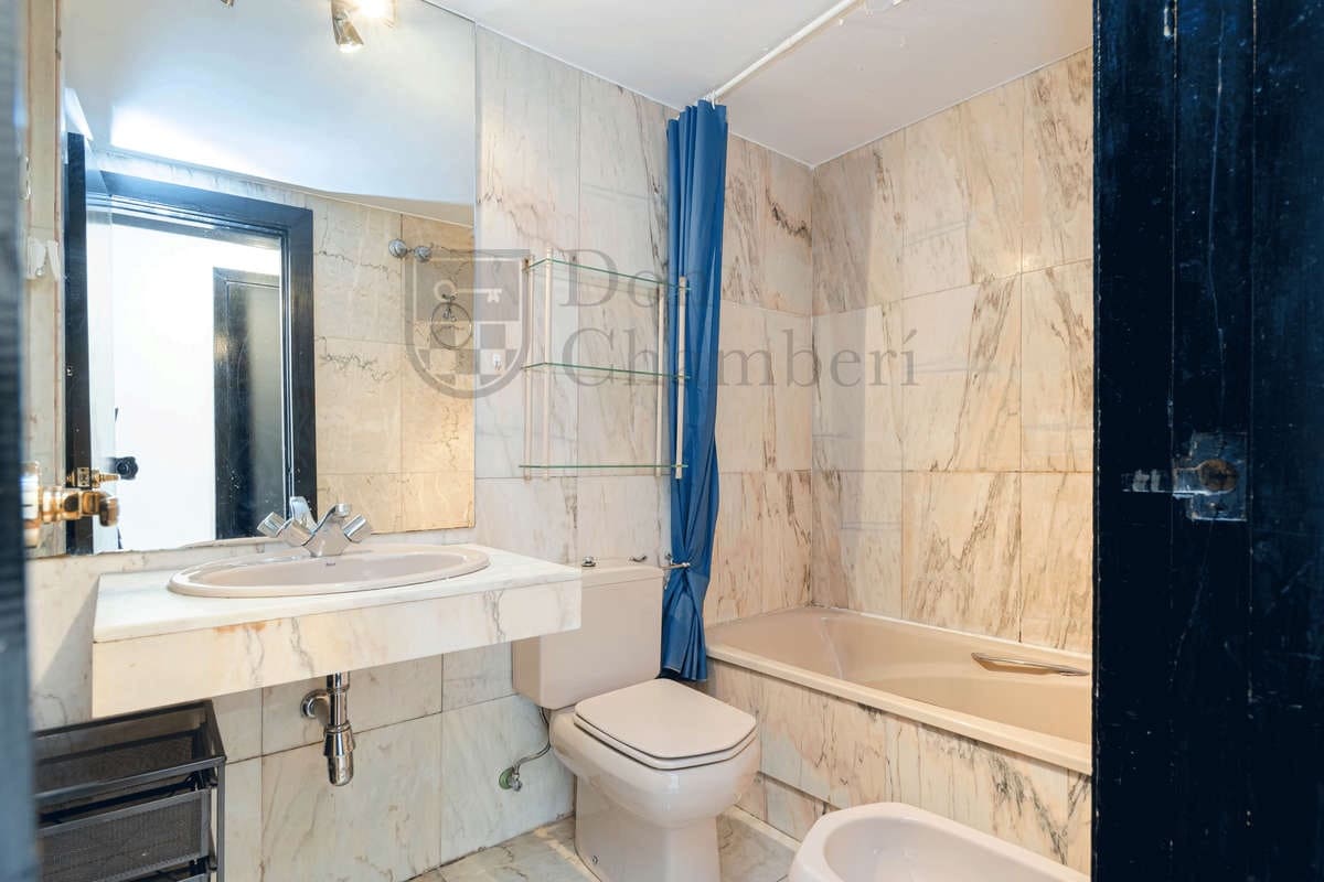 2 sypialnia Dom blizniak do wynajęcia w Miasto Madryt - 1 900 € (Ref: 10101344)