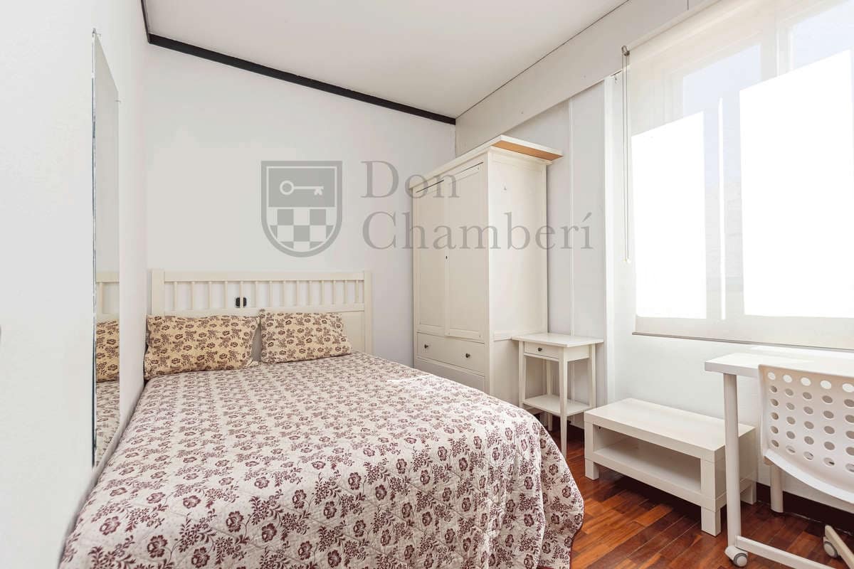 2 sypialnia Dom blizniak do wynajęcia w Miasto Madryt - 1 900 € (Ref: 10101344)