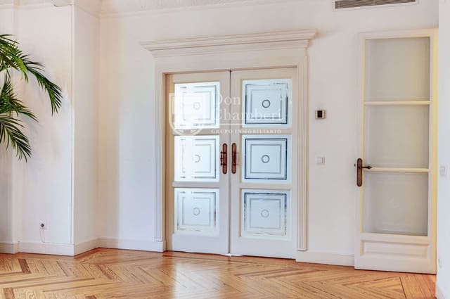 3 makuuhuone Asunto vuokrattavana paikassa Chamberí, Madrid kaupunki - 4 500 € (Ref: 10114561)