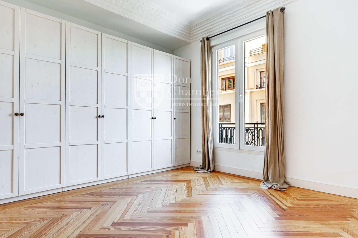 3 makuuhuone Asunto vuokrattavana paikassa Madrid kaupunki - 4 500 € (Ref: 10114561)
