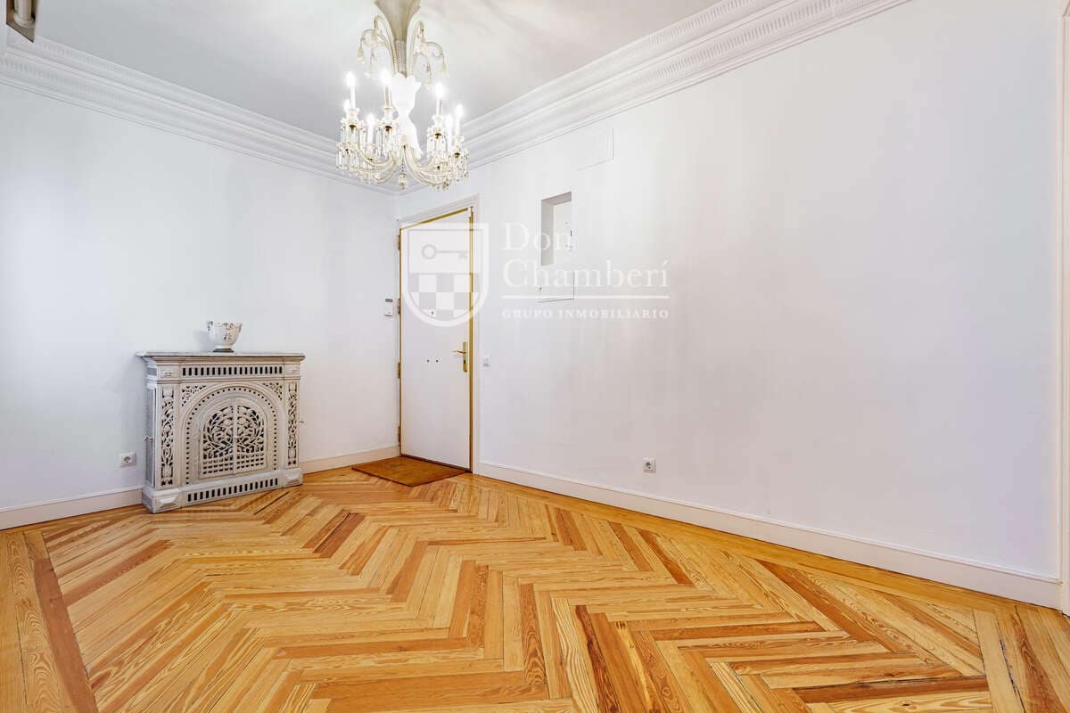 3 makuuhuone Asunto vuokrattavana paikassa Madrid kaupunki - 4 500 € (Ref: 10114561)
