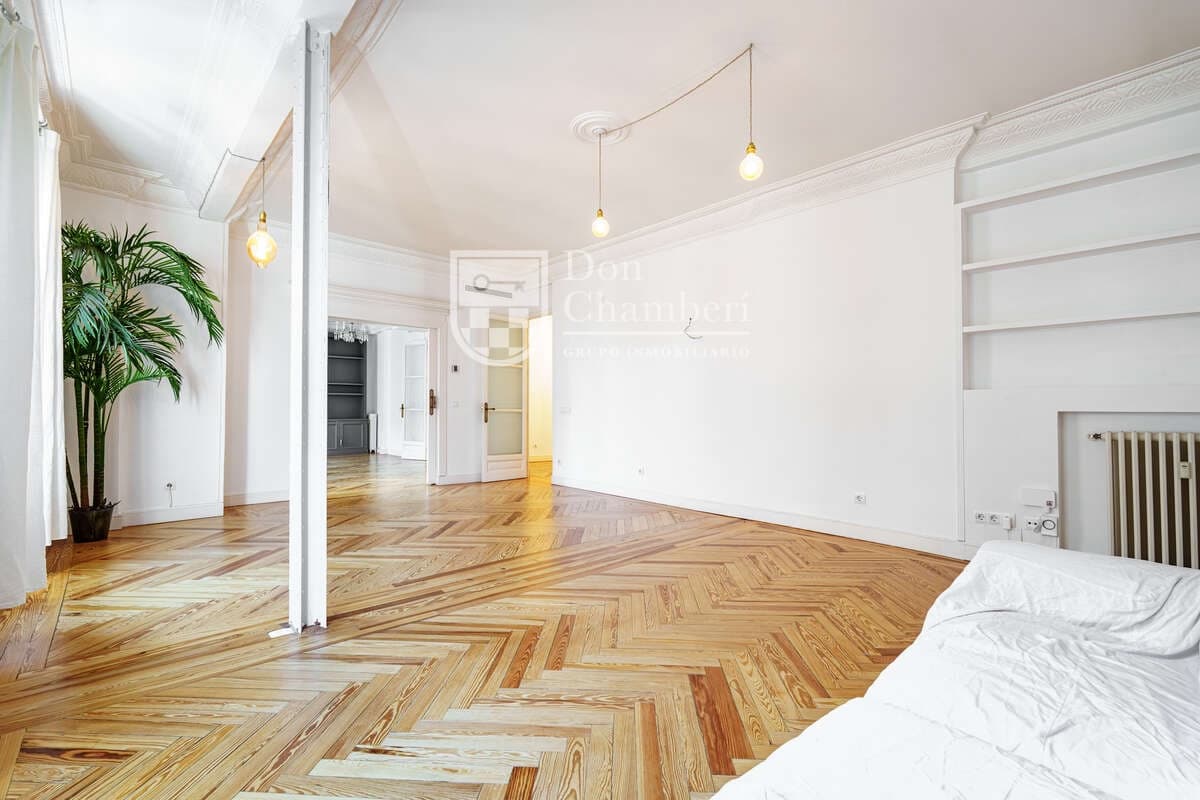 3 makuuhuone Asunto vuokrattavana paikassa Madrid kaupunki - 4 500 € (Ref: 10114561)
